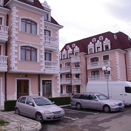 Hotel Aristokrat ابزور المظهر الخارجي الصورة
