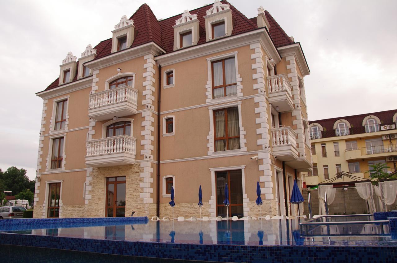 Hotel Aristokrat ابزور المظهر الخارجي الصورة