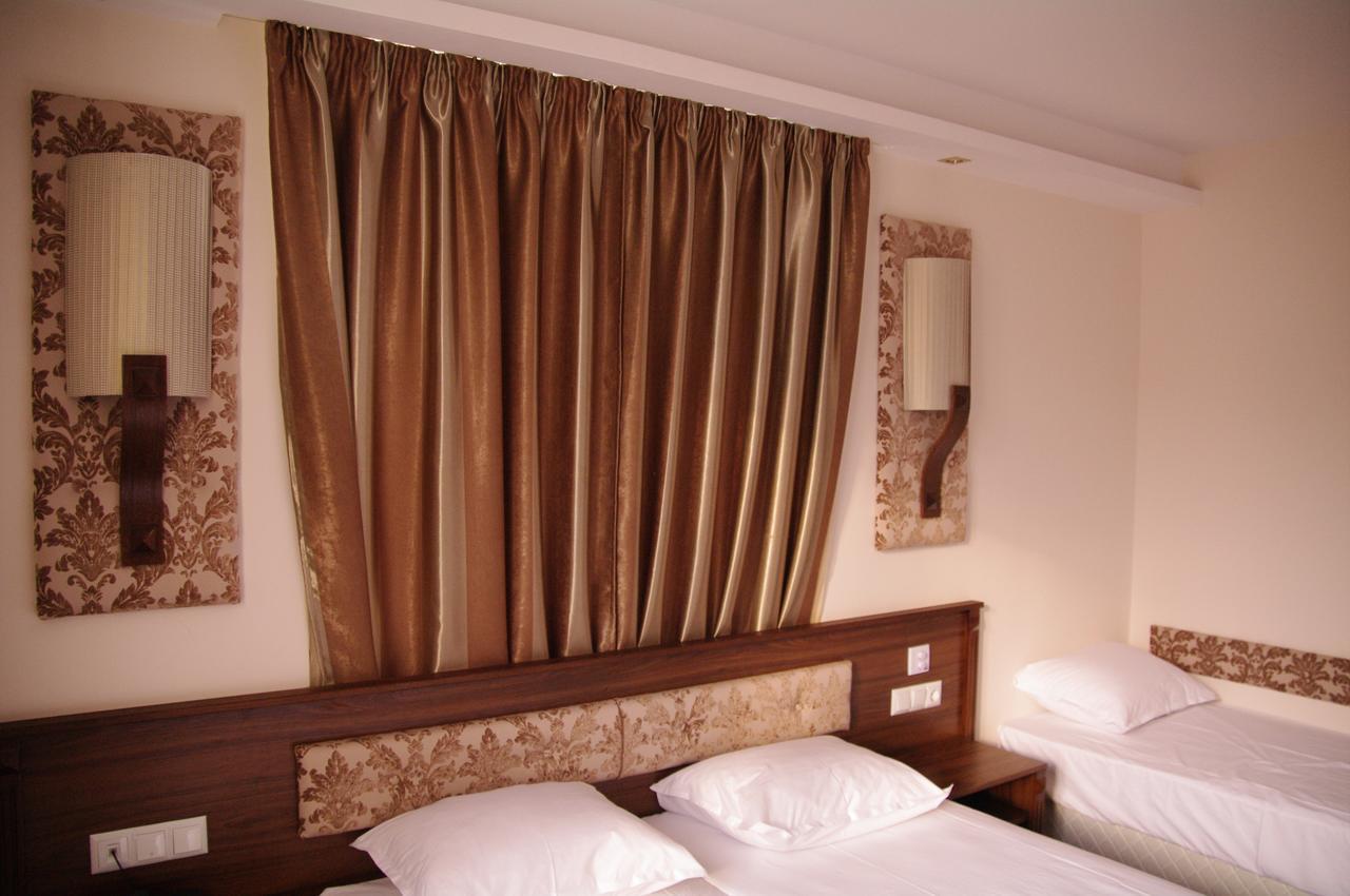 Hotel Aristokrat ابزور المظهر الخارجي الصورة