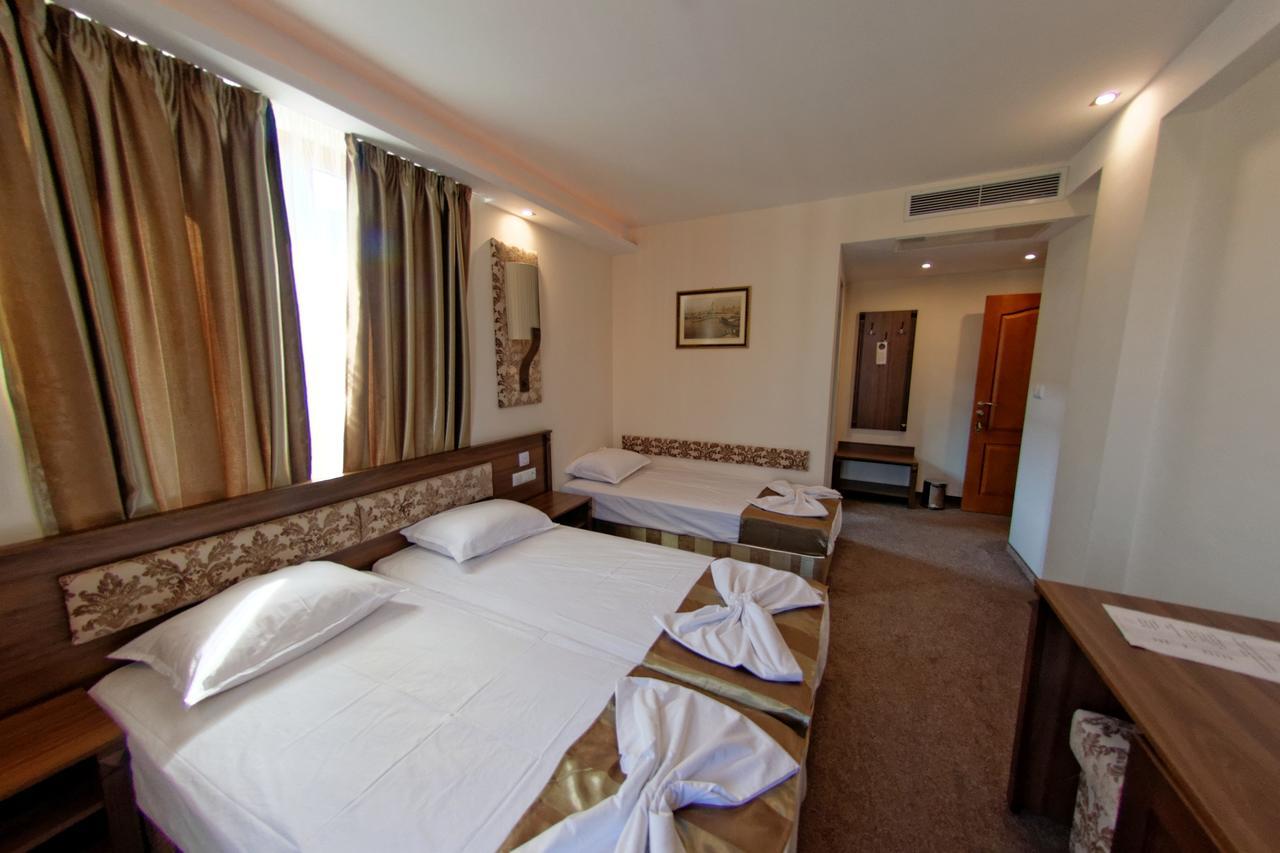 Hotel Aristokrat ابزور الغرفة الصورة