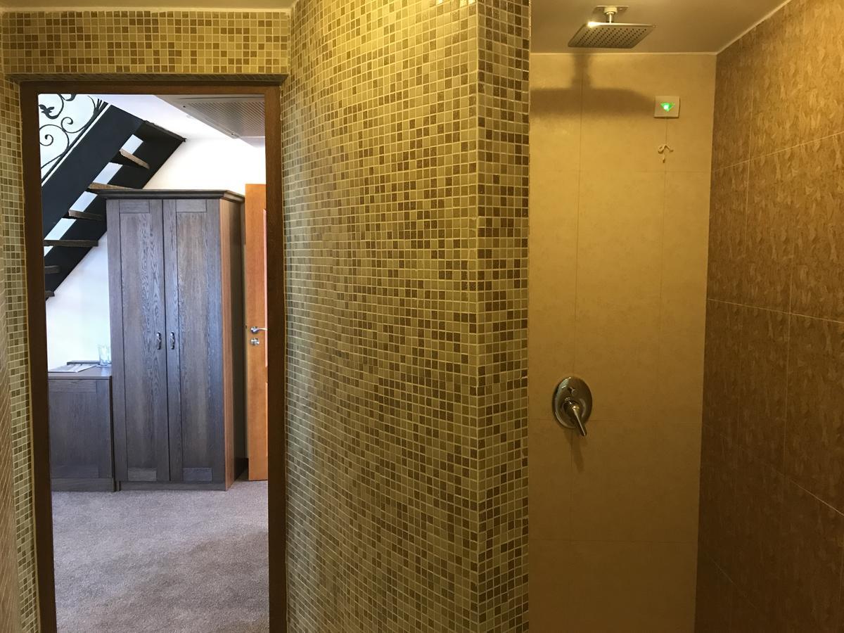 Hotel Aristokrat ابزور المظهر الخارجي الصورة